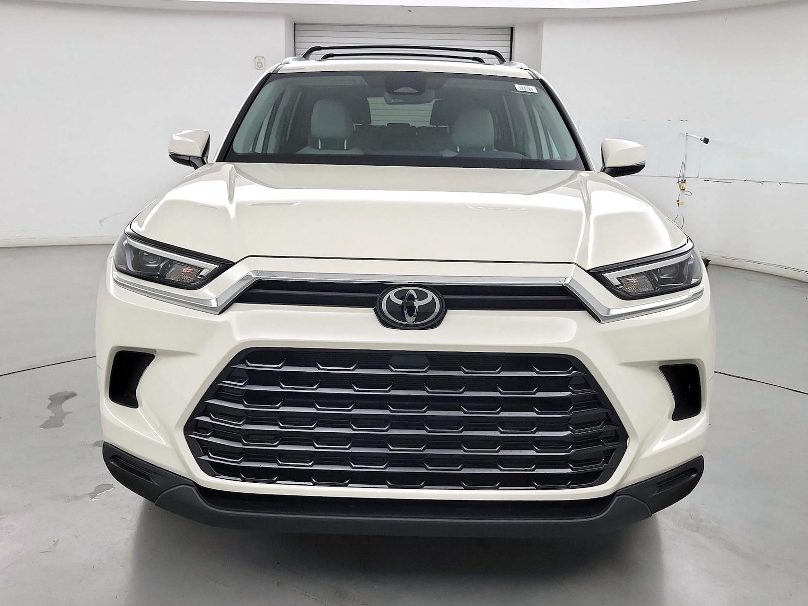 toyota grand highlander 2024 5TDAAAB55RS026104 image toyota grand highlander 2024 5TDAAAB55RS026104 image